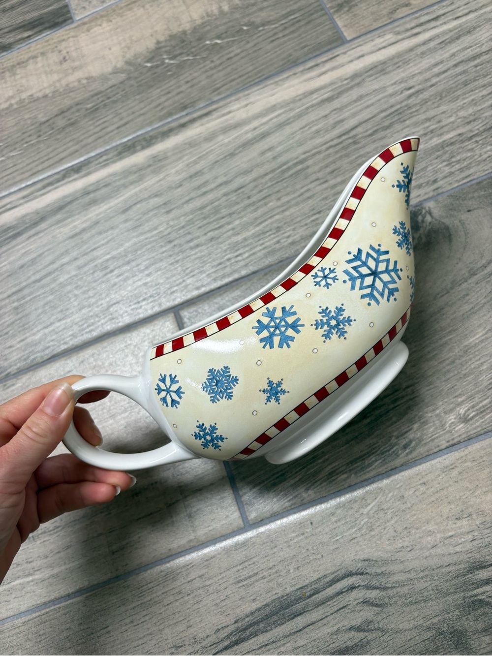 Sakura Debbie Mumm Snowflakes Gravy Boat Christmas Winter Holiday Serveware